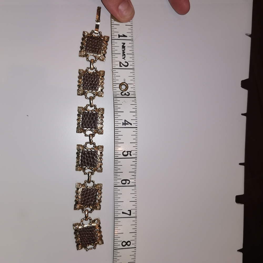 Bracelet - Picture 2 of 6
